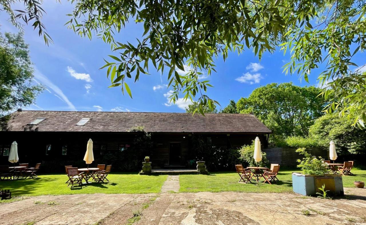 The Timber Barn South Downs West Sussex Sleeps 18 Villa Hardham Exterior photo